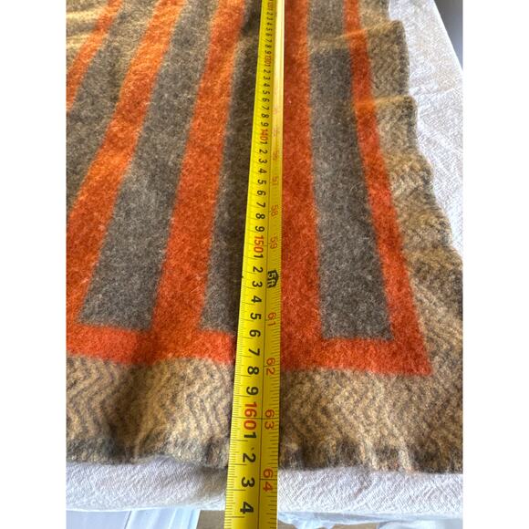 Faribault Woolen Mill Co. blanket made in the USA - Picture 7 of 8